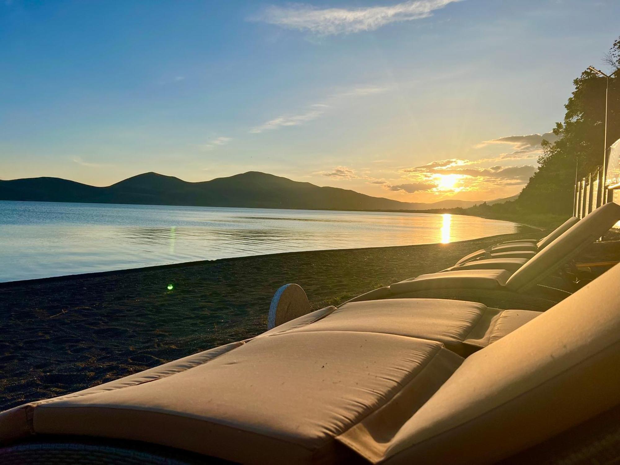 Comuna Sevan Artanish Экстерьер фото